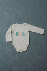 AJUAR BEBITO 3PIEZAS ESTAMPADO BOSS